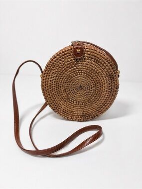 Round Rattan Crossbody Bag Boho Wicker Straw Circle Purse Brown Strap